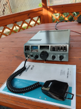 YAESU FT-7