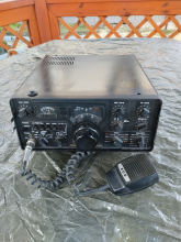 YAESU FT-221R